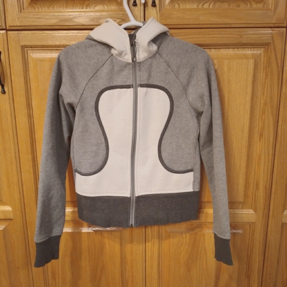 Lululemon Scuba Hoodie, grey and white size 6 - Picture 1 of 6